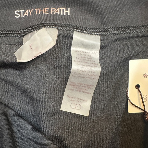 CALIA Women's Black Athletic Shorts Large - Picture 3 of 10